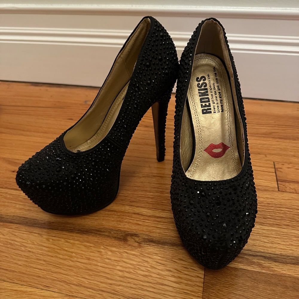 REDKISS Black Rinestones Platform Heels Sz 5.5